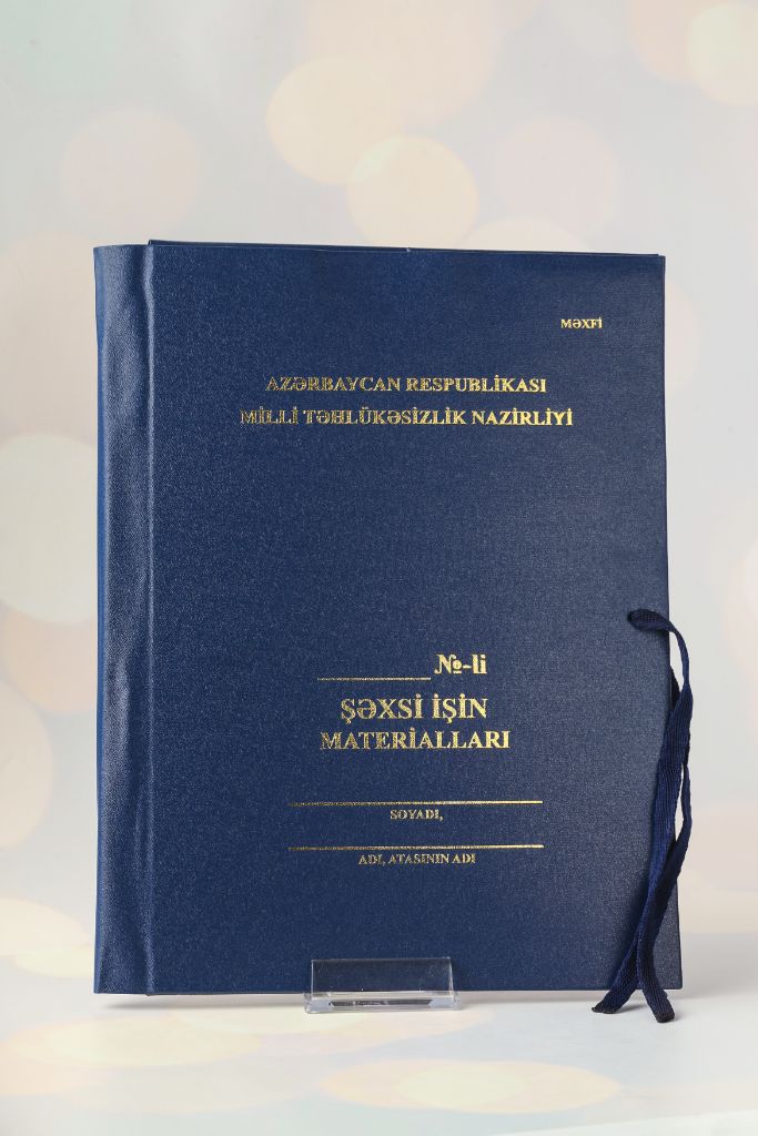 Navy blue folder — gold lettering Şəxsi işin Materialları