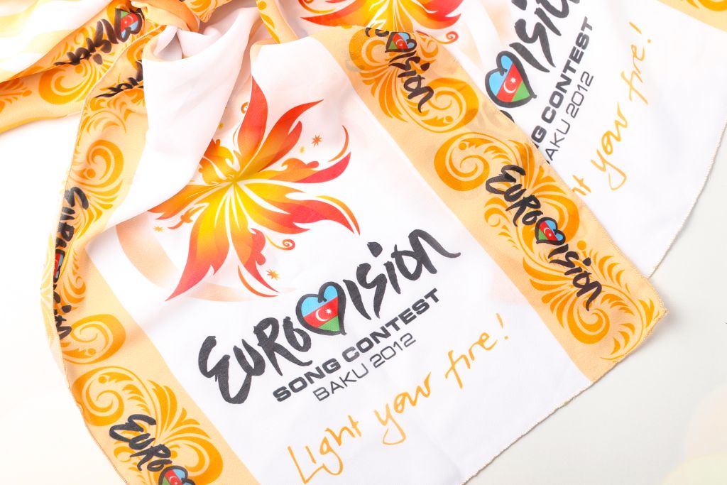 Eurovision Song Contest Baku 2012 scarf — close-up, full-colour sublimation, Light your fire! logo, gold ornament